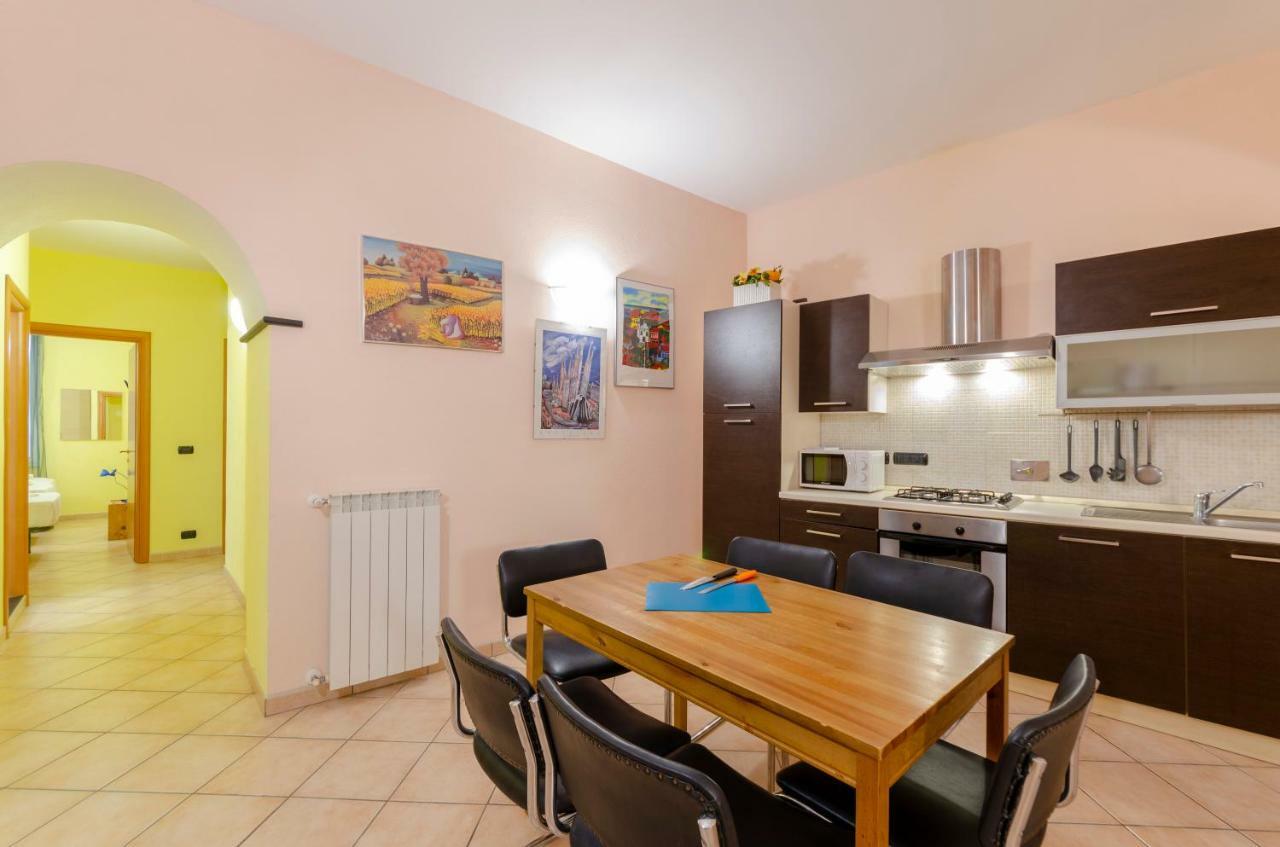 شقة Joivy Warm Family Apt Near Porto Antico جنوة المظهر الخارجي الصورة